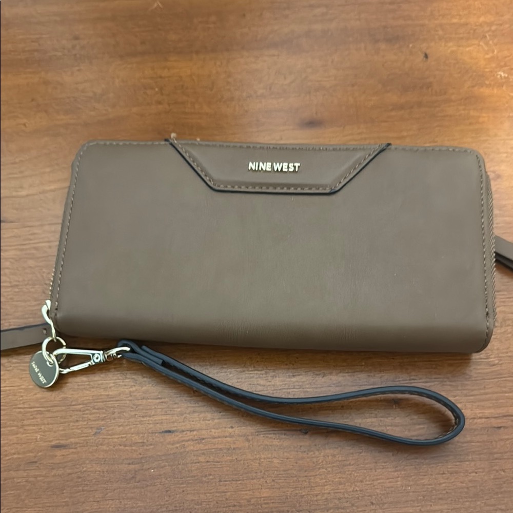 Nine West Brown Wristlet Wallet